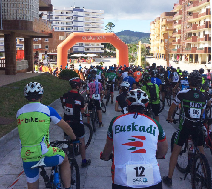 Grupo init colabora en la II Marcha MTB de Bakio