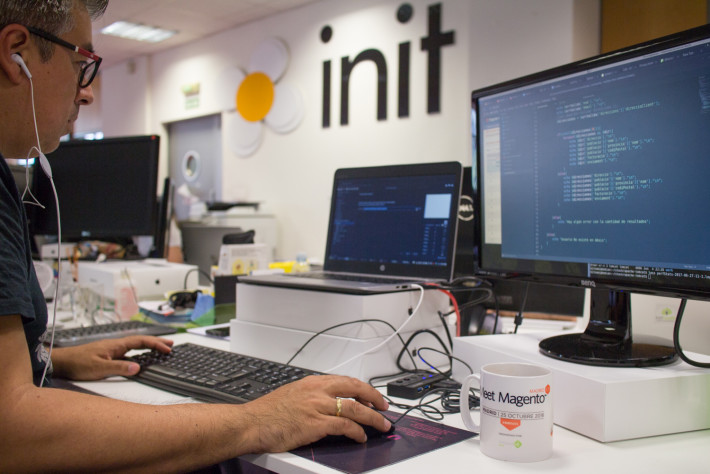 Init Services co-organiza la primera edición de Mage Titans en España Init Services co-organiza Mage Titans