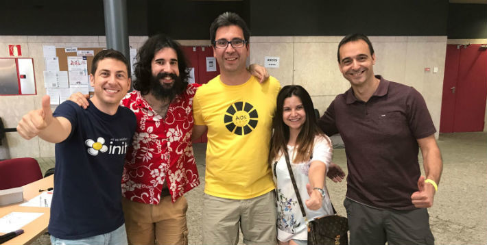 Un equipo interdisciplinar de Init Services comparte AOS 2017 Init Services AOS 2017
